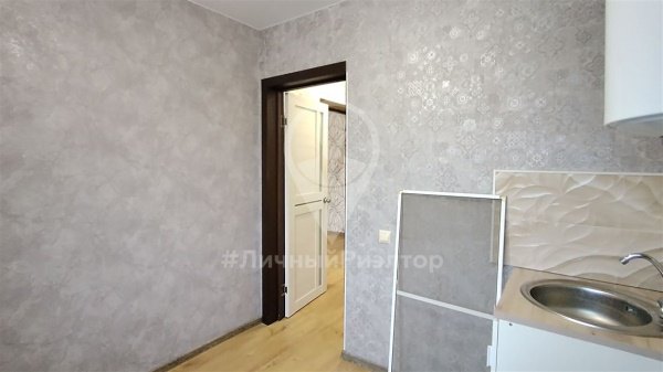 2-к квартира, 2/2 эт., 37м²